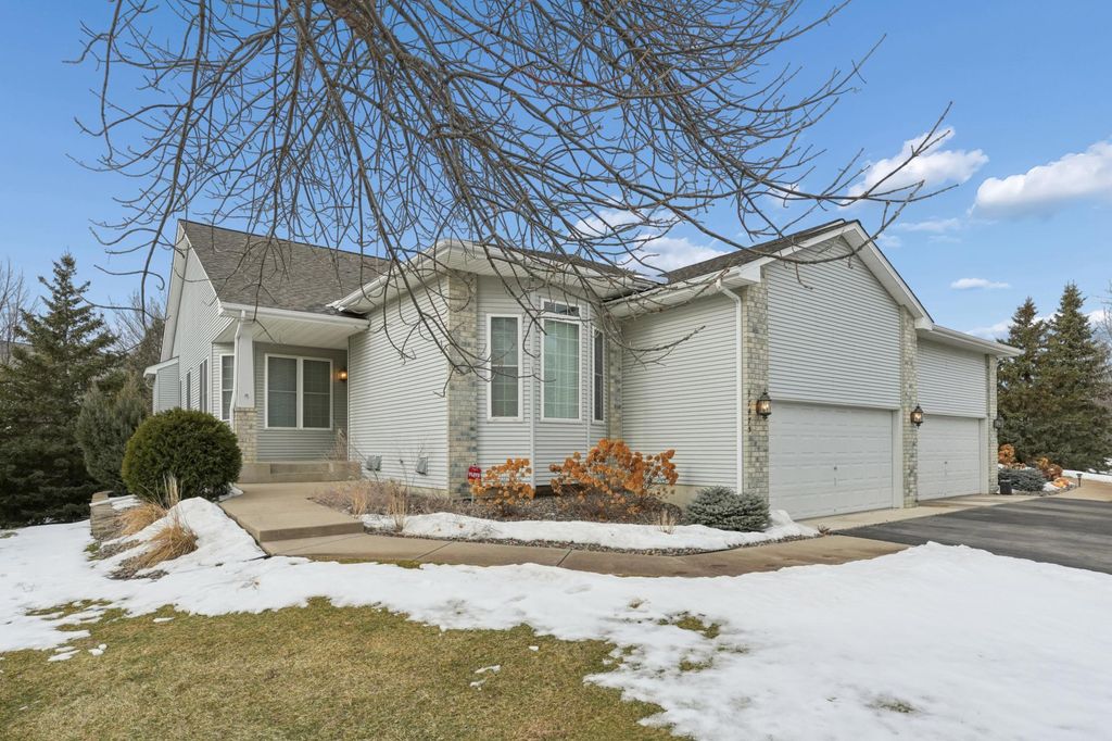 Photo of 17475 Haralson Drive, Eden Prairie, MN 55347 (MLS # 7002039)