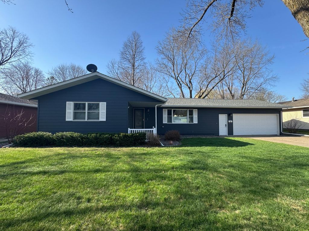 Photo of 107 W James Avenue, Marshall, MN 56258 (MLS # 7061819)