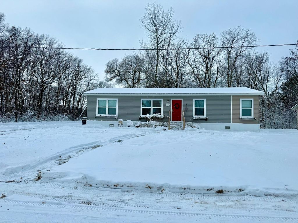 Photo of 1012 13th Street SW, Little Falls, MN 56345 (MLS # 6823183)