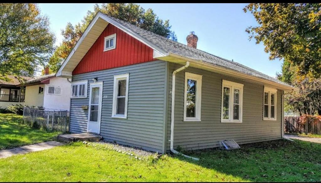 Photo of 1289 Forest Street, Saint Paul, MN 55106 (MLS # 7056113)