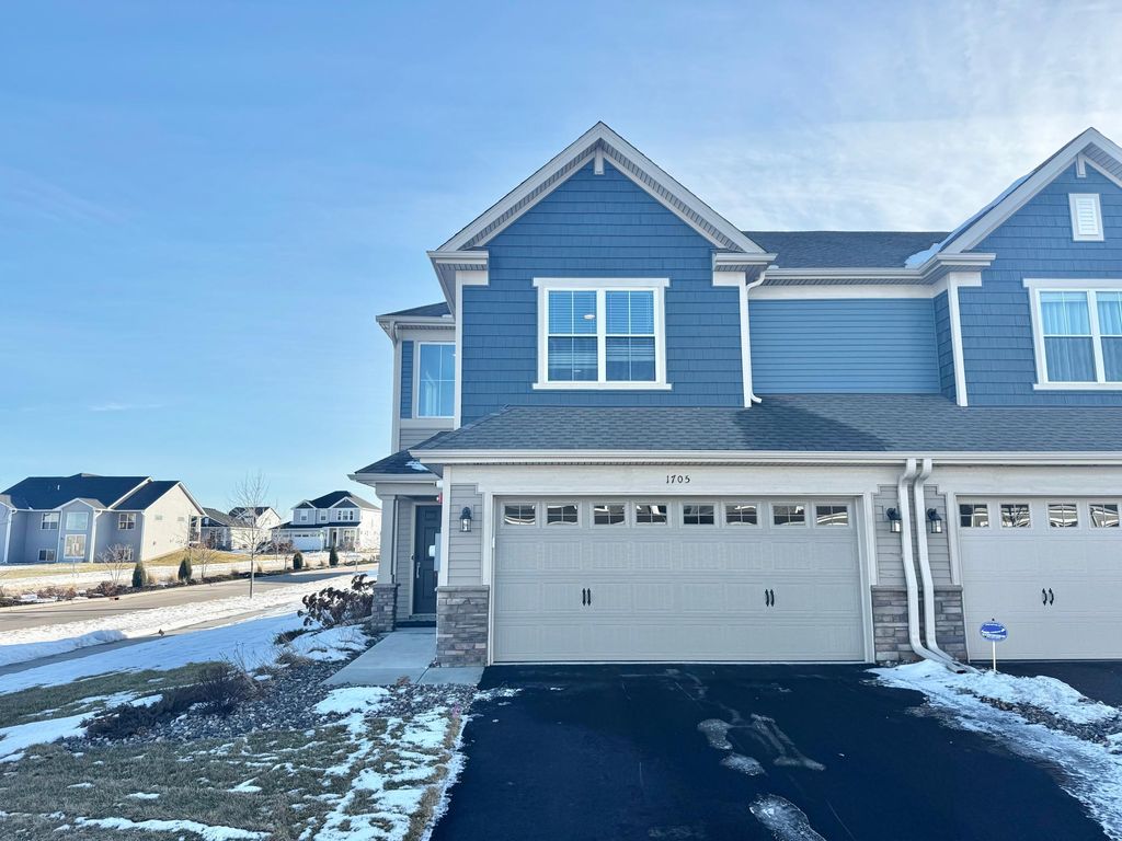 Photo of 1705 Tyrone Drive, Shakopee, MN 55379 (MLS # 7007967)