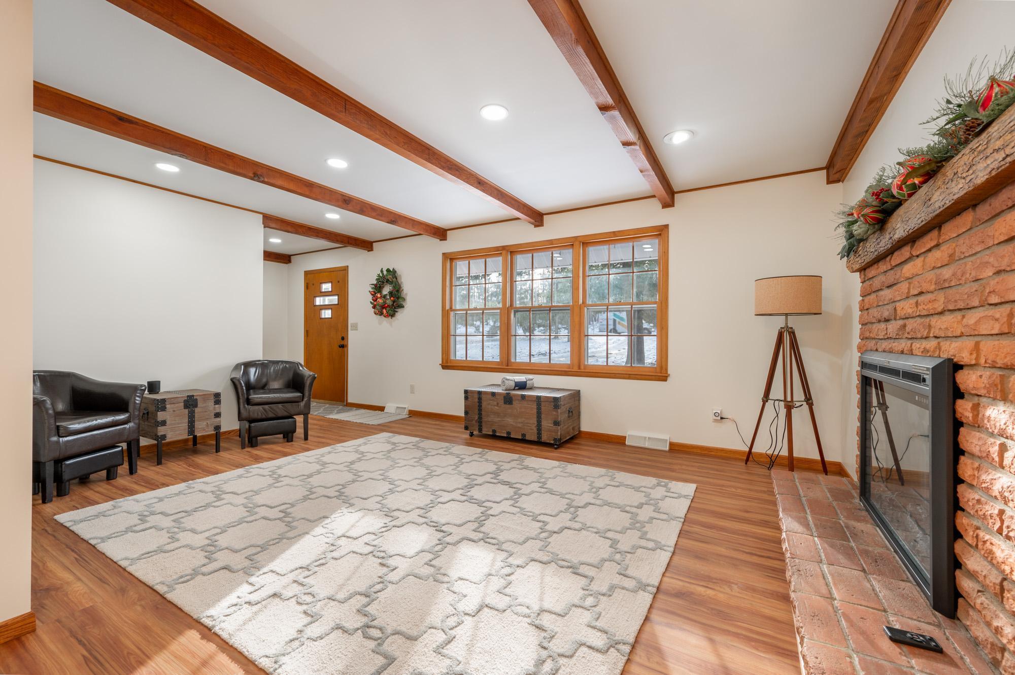 1323 Golf Course Road