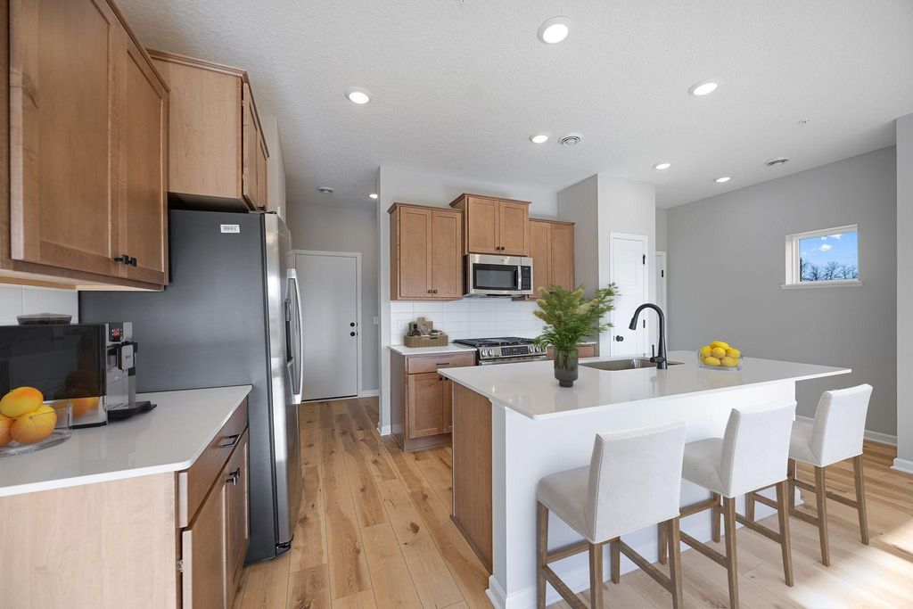 Photo of 1518 Trellis Lane, West Saint Paul, MN 55118 (MLS # 7036624)