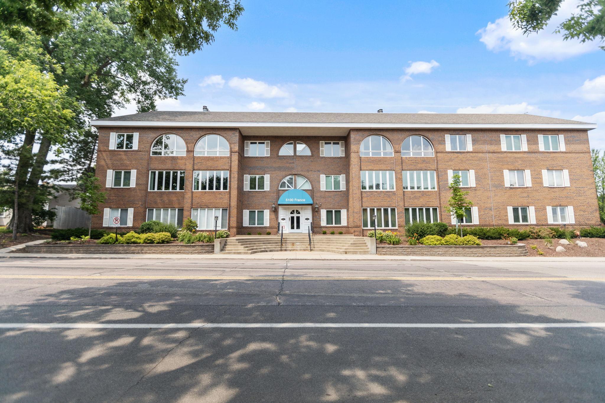 5100 France Avenue S 105