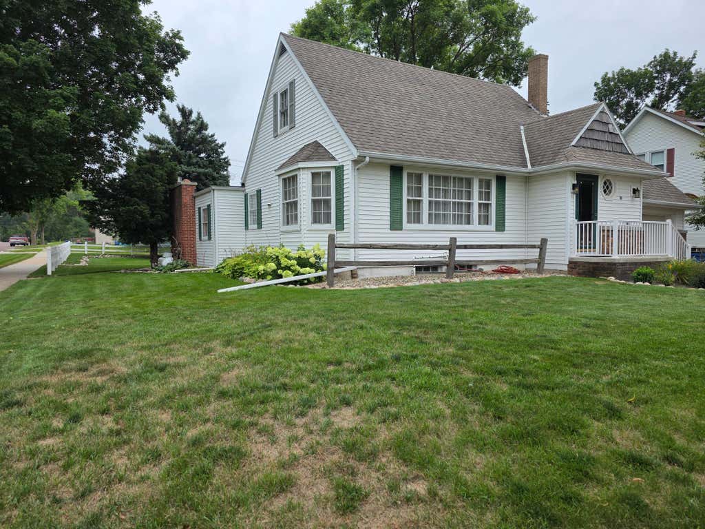 Photo of 413 Oscar Avenue N, Canby, MN 56220 (MLS # 7127844)