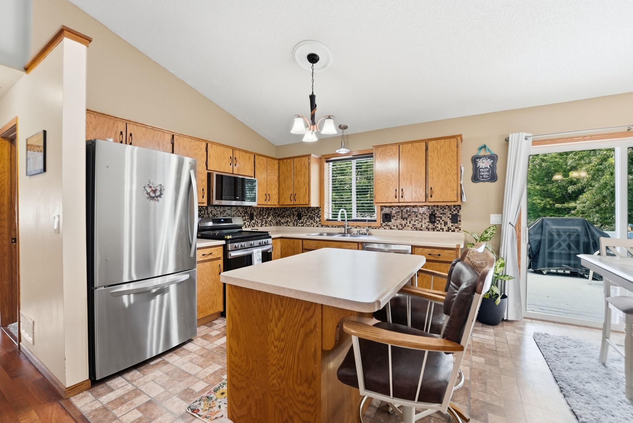 11249 Laura Circle