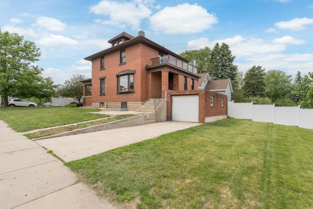 Photo of 700 N State Street, New Ulm, MN 56073 (MLS # 7156856)