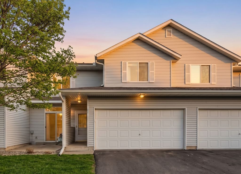 Photo of 2058 Parkway Avenue, Shakopee, MN 55379 (MLS # 7076594)