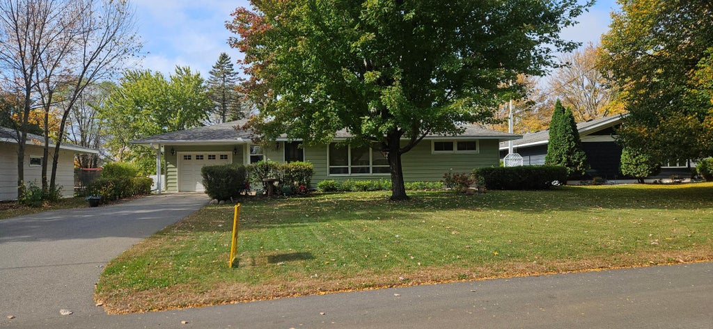Photo of 2305 10th Avenue S, Saint Cloud, MN 56301 (MLS # 7158875)