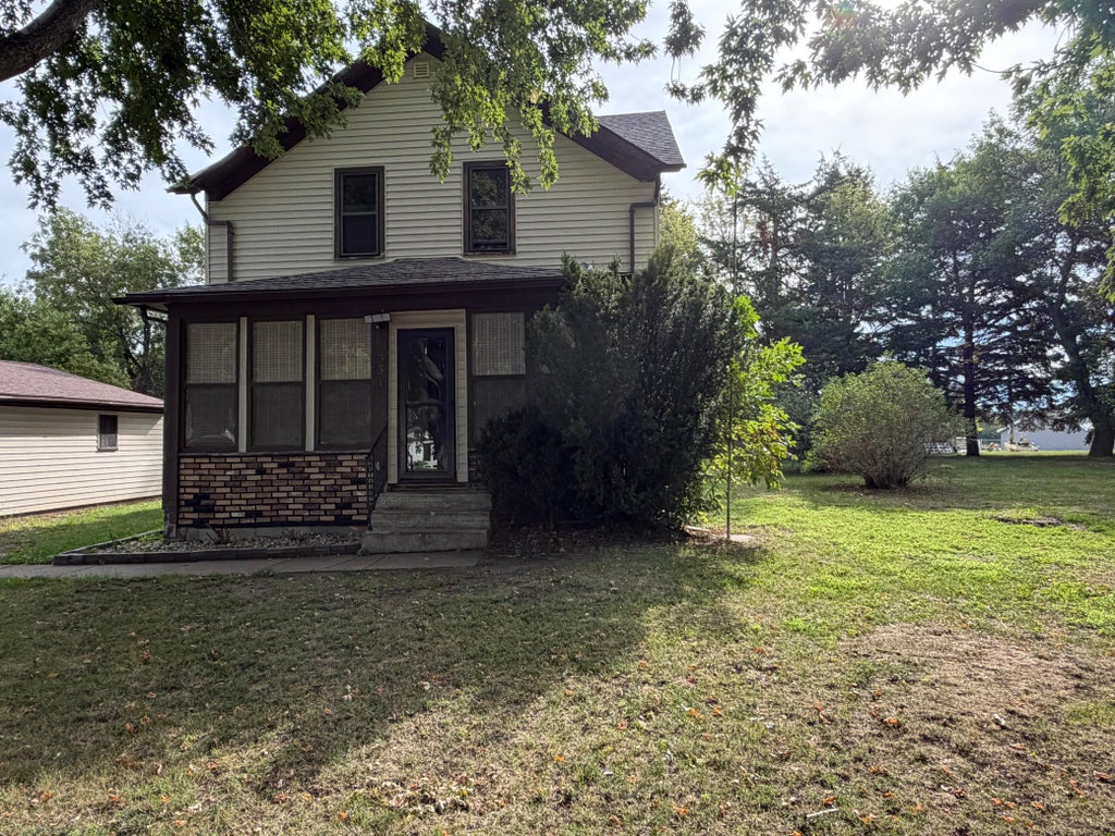 Photo of 331 SW Park Street, Luverne, MN 56156 (MLS # 7136140)