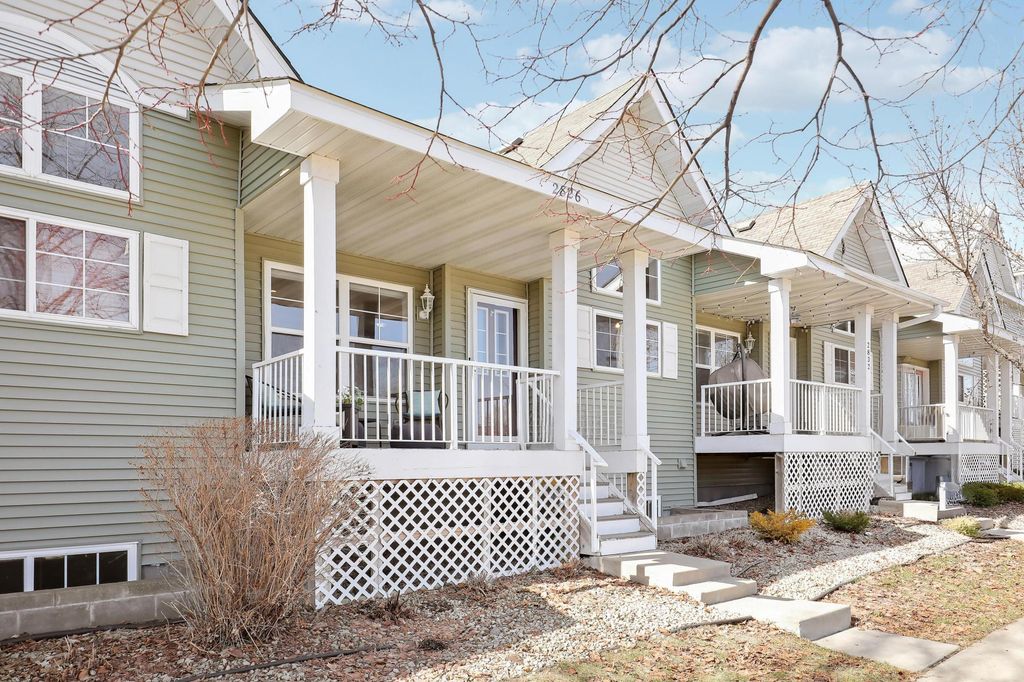 Photo of 2826 Clover Ridge Drive #3203, Chaska, MN 55318 (MLS # 7031041)