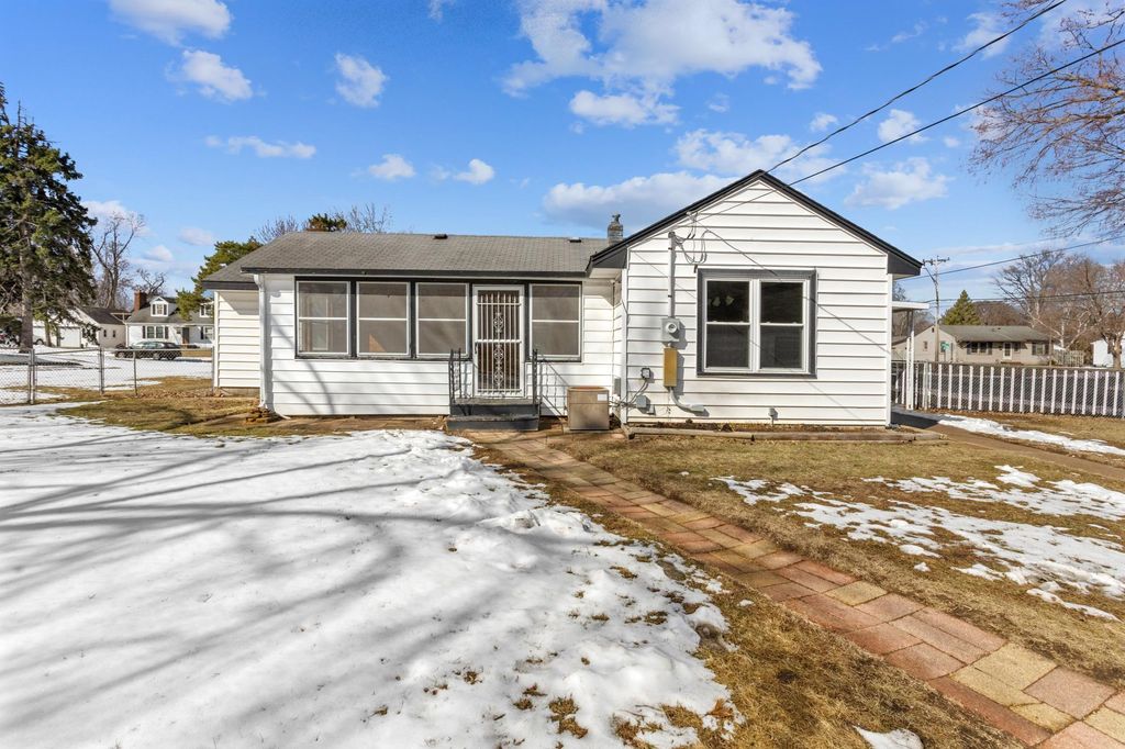 Photo of 8601 1st Avenue S, Bloomington, MN 55420 (MLS # 7039671)