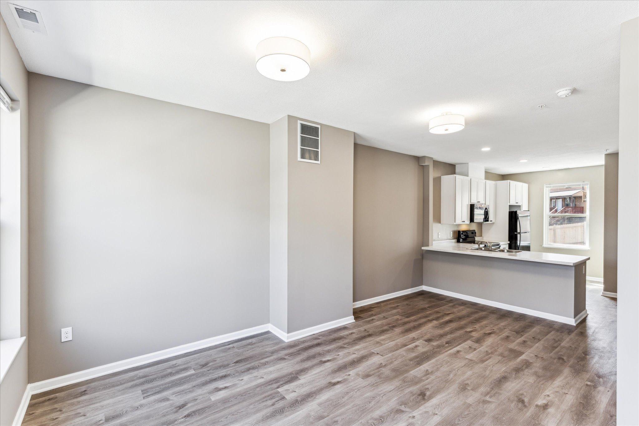 164 Cedar Lake Road N