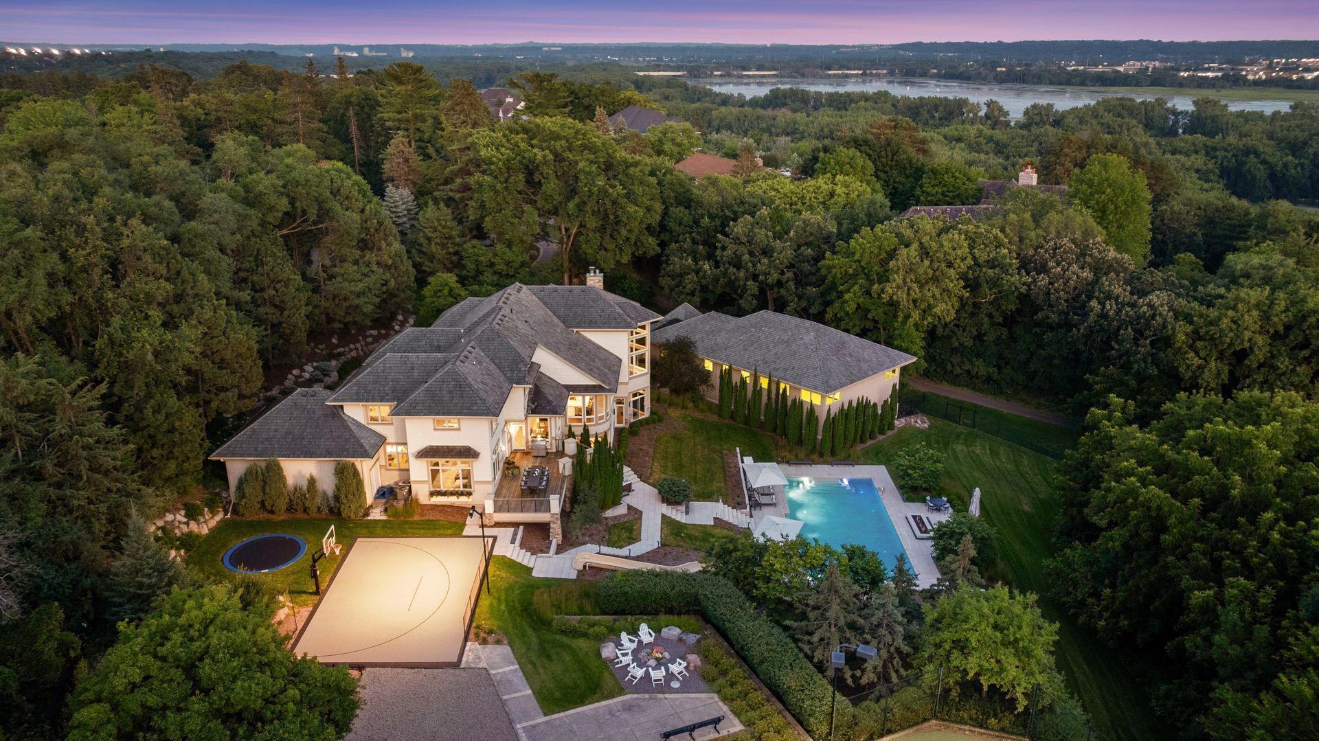 11068 Bell Oaks Estate Road