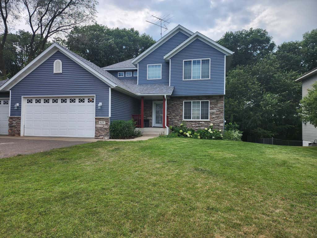 Photo of 929 4th Avenue E, Sartell, MN 56377 (MLS # 7109627)