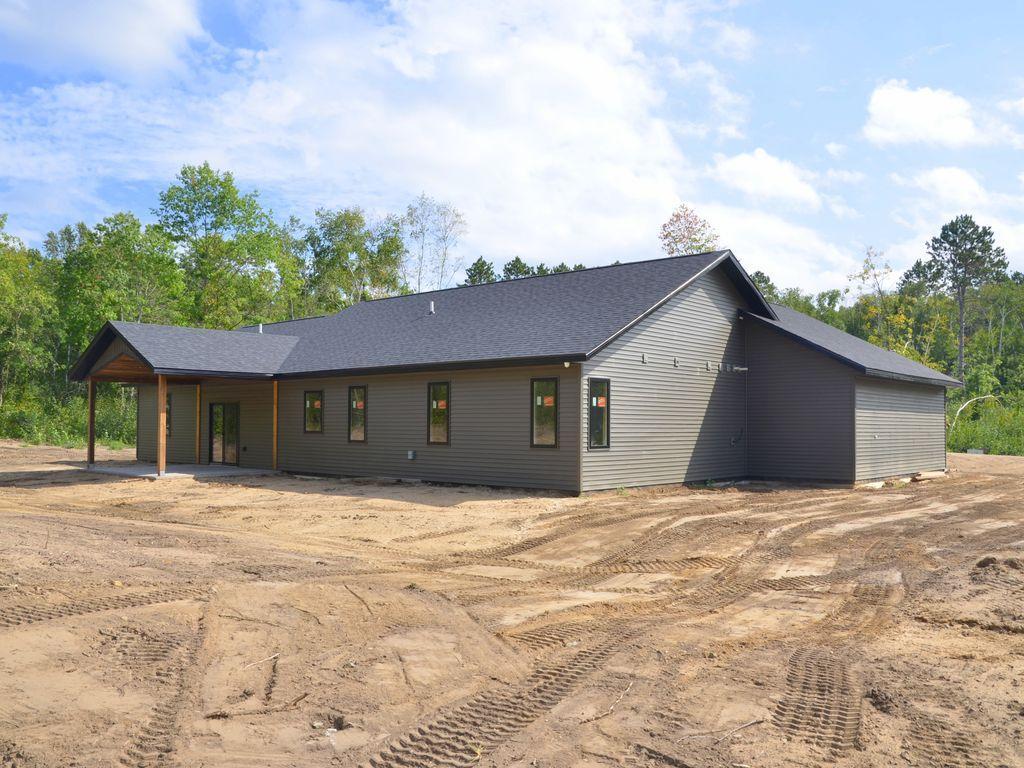 20975 Firewood Trail