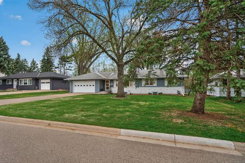 1710 Fry Street Falcon Heights MN 55113