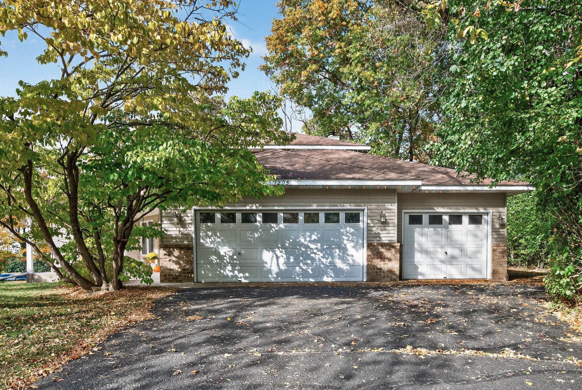 1205 Choke Cherry Road