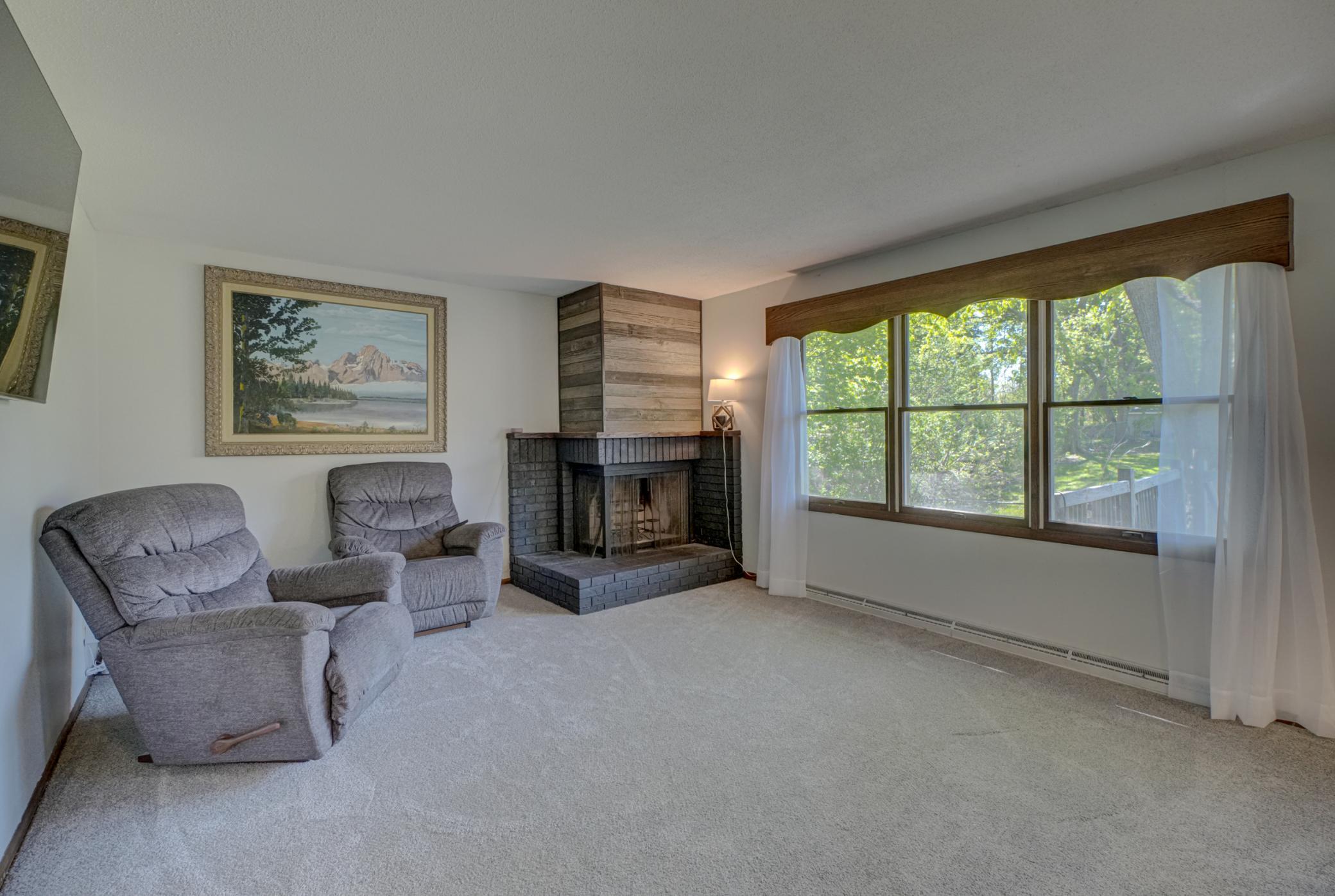 14701 55th Street N