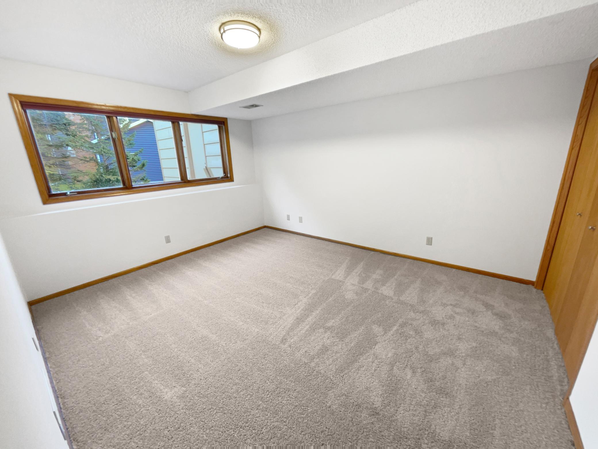 1531 Briarknoll Circle