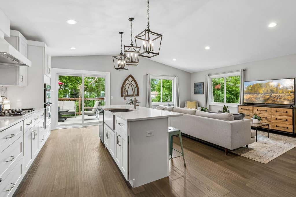 Photo of 5636 Abbott Avenue S, Edina, MN 55410 (MLS # 7106414)