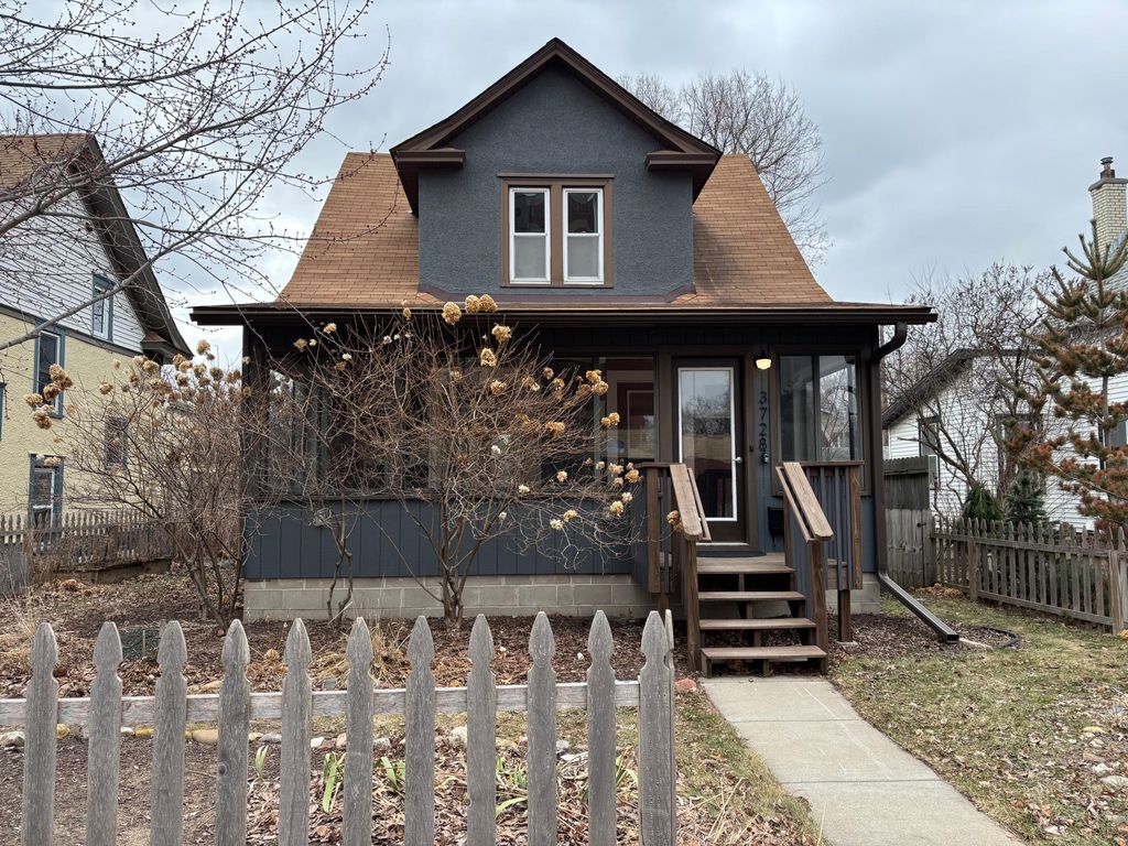 Photo of 3728 Bryant Avenue S, Minneapolis, MN 55409 (MLS # 7044962)