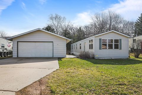 Photo of 405 Edgar Place, Faribault, MN 55021 (MLS # 7034330)