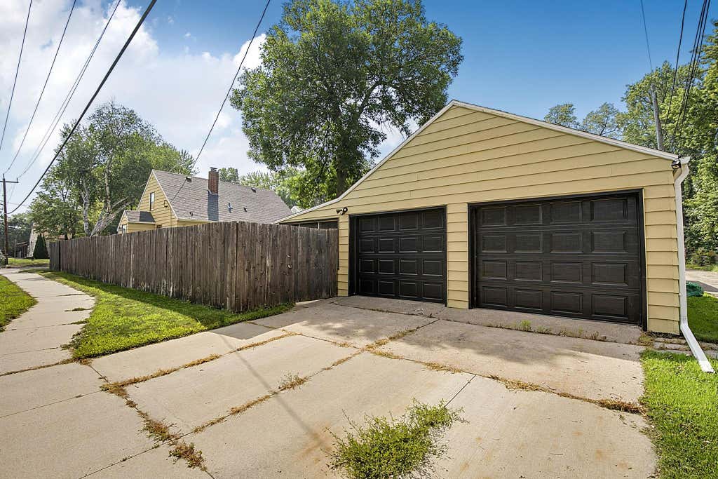 Photo of 51 21st Avenue N, Saint Cloud, MN 56303 (MLS # 7111154)