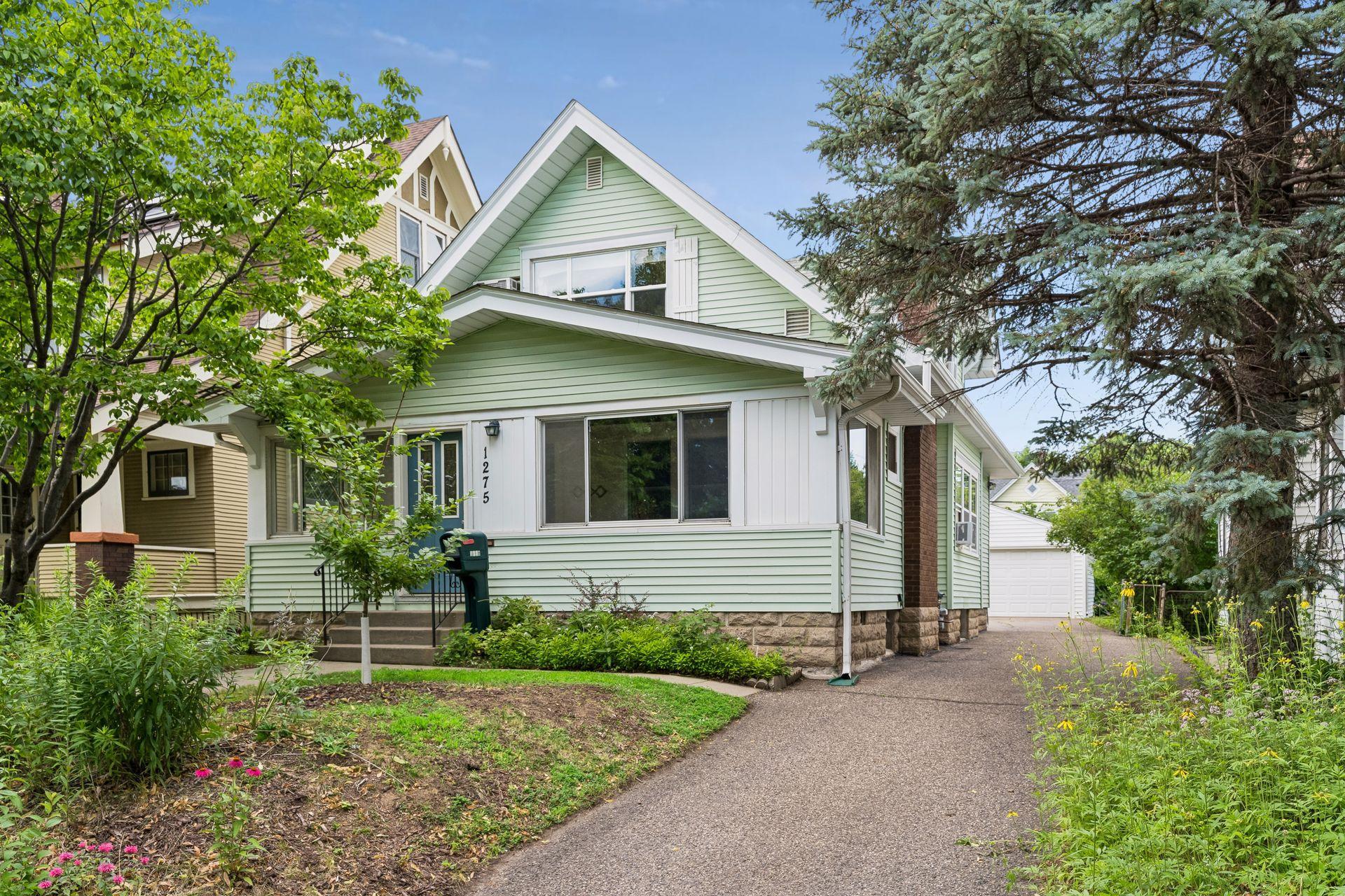 1275 Minnehaha Avenue W