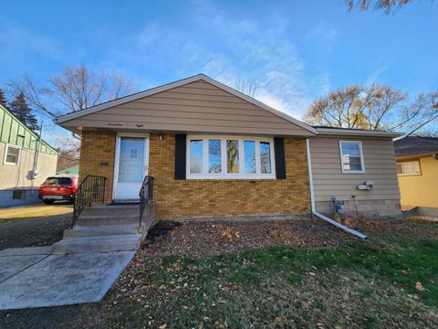1728 Orange Avenue E Saint Paul MN 55106