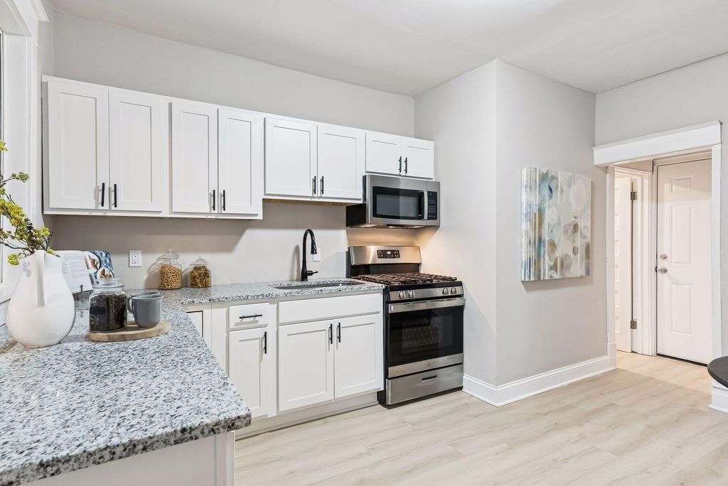 Photo of 629 Farrington Street, Saint Paul, MN 55103 (MLS # 6822553)