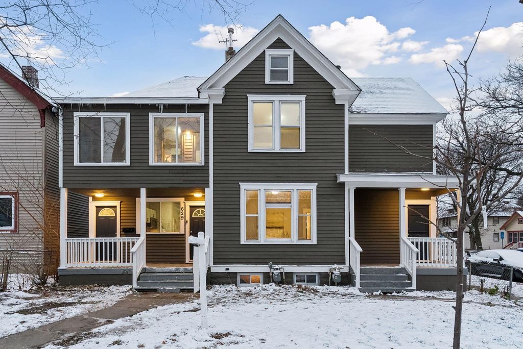 Photo of 629 Farrington Street, Saint Paul, MN 55103 (MLS # 6822553)