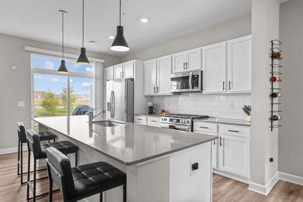 1929 PROSPECT LN, CARVER, MN 55315 - Image edccb577507759fccf8aefff54e6c12a/1601944451