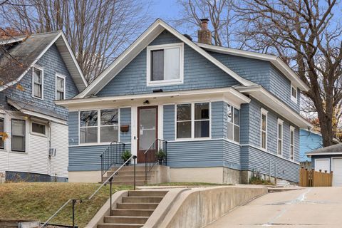 1736 Hubbard Avenue Saint Paul MN 55104