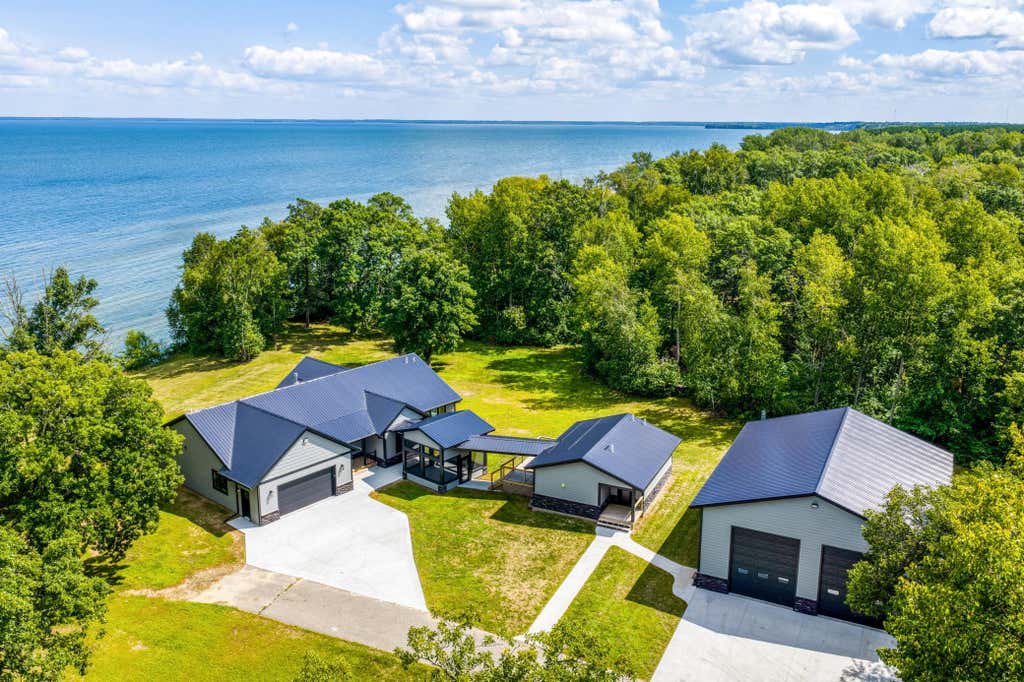 Photo of 112 W Winnie Estate Way NE, Bena, MN 56626 (MLS # 7133268)