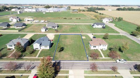 Photo of 527 Elliot Dr SE Brook, Grand Meadow, MN 55936 (MLS # 6801620)