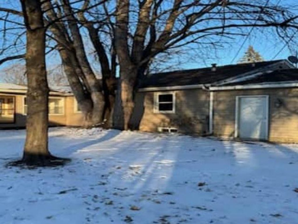 Photo of 212 Thayer Avenue, Mankato, MN 56001 (MLS # 7020390)