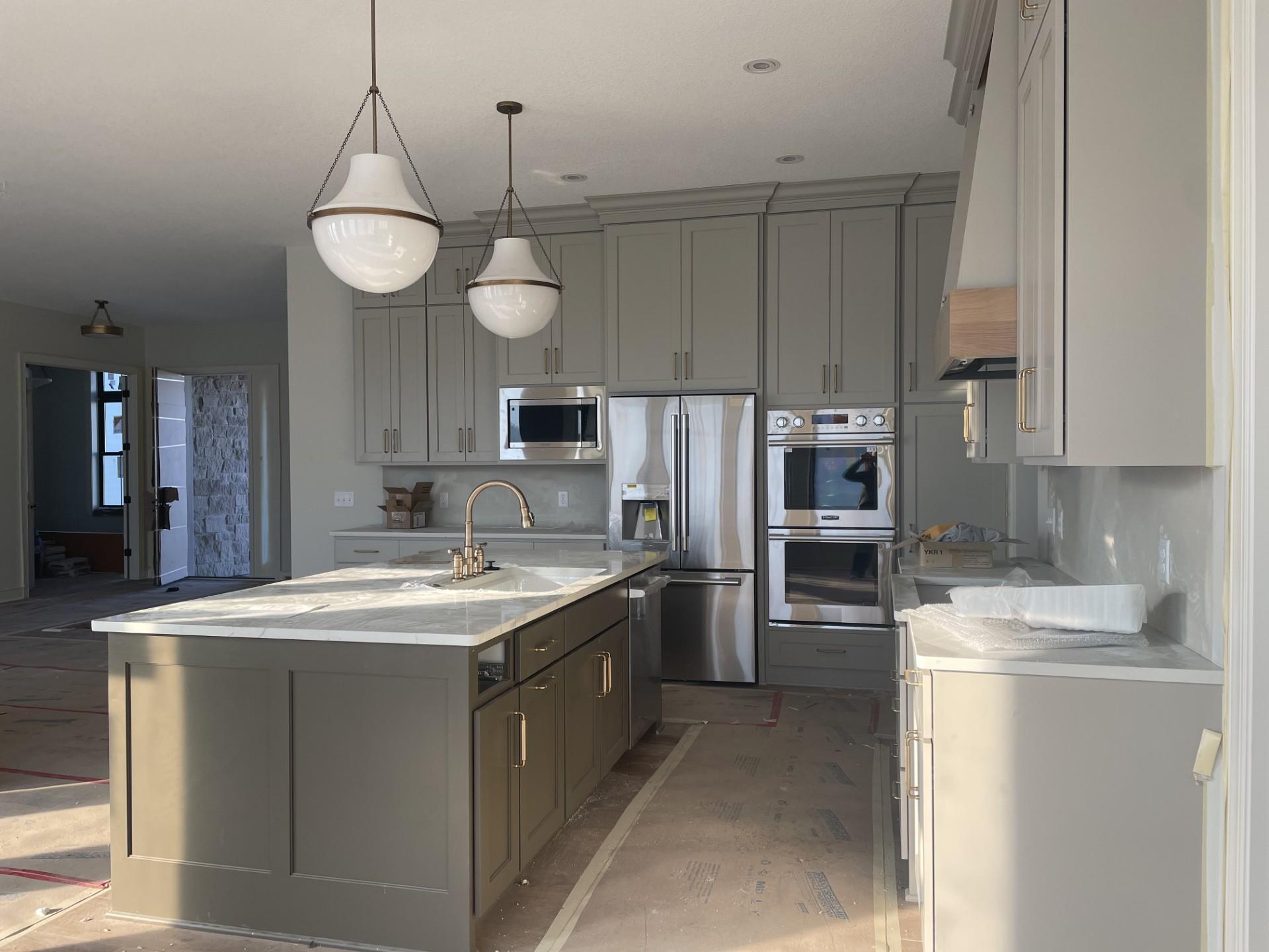 4575 Fountain Lane N