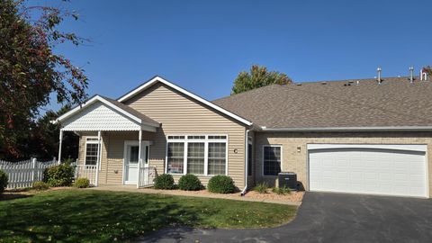 Photo of 1905 Burr Oak Drive #C, Austin, MN 55912 (MLS # 6789093)