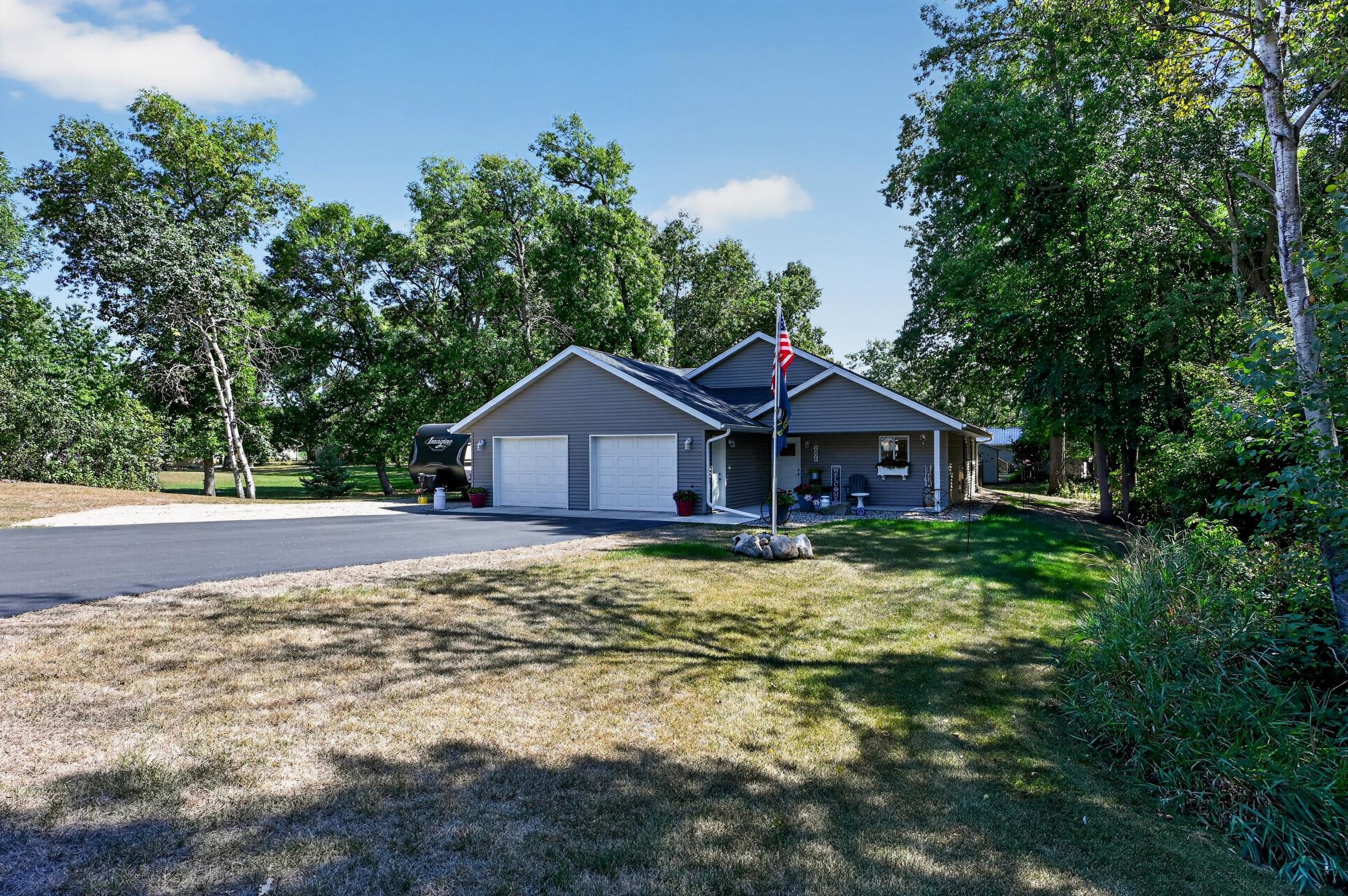 2006 Woodland Park Drive NE