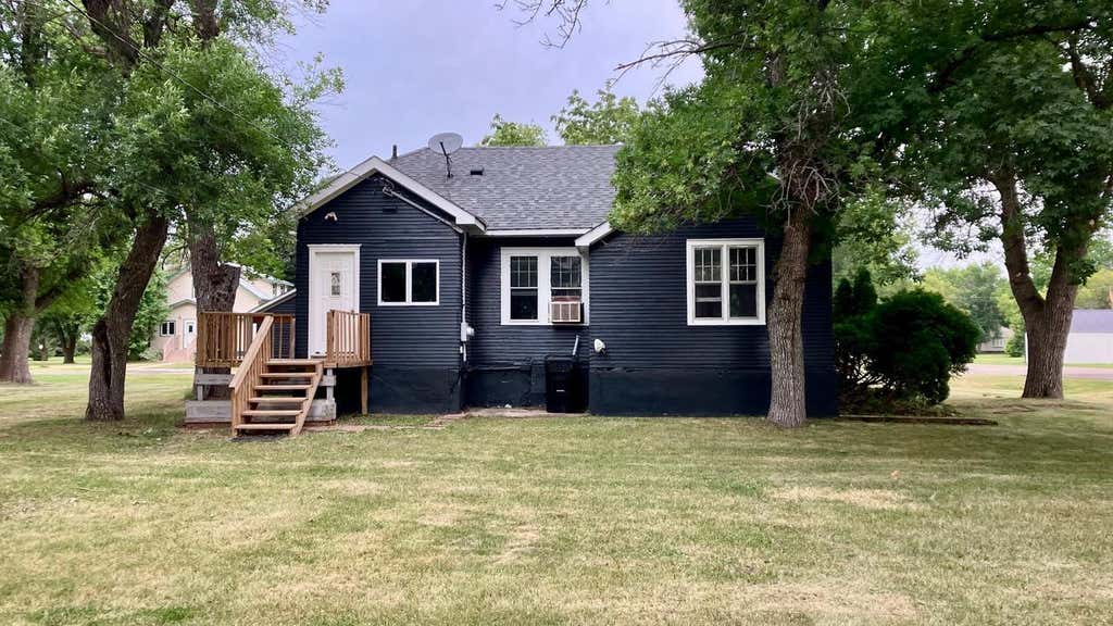 Photo of 112 Cass Street E, Dumont, MN 56236 (MLS # 7124857)