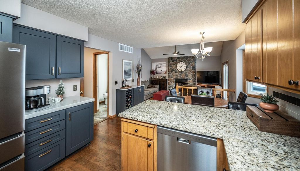 Photo of 17379 Hayes Avenue, Lakeville, MN 55044 (MLS # 6816215)