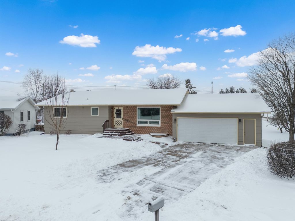 Photo of 845 3rd Avenue NW, Plainview, MN 55964 (MLS # 6825535)