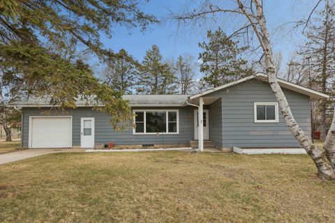 Photo of 924 King Avenue SW, Wadena, MN 56482 (MLS # 7058082)