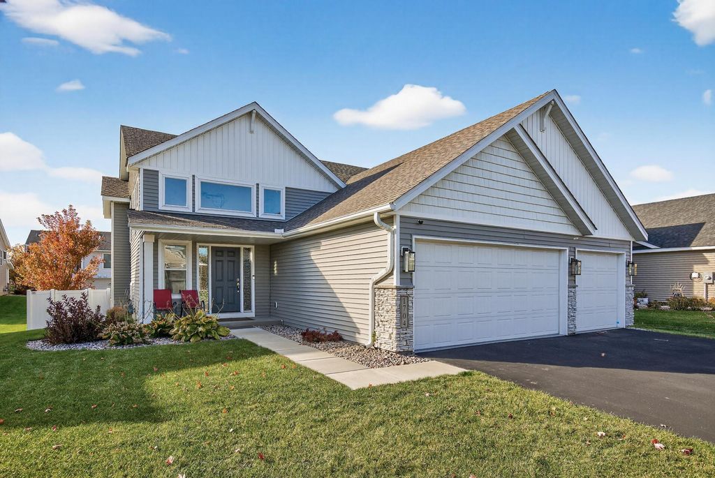 Photo of 1704 Wilking Way, Shakopee, MN 55379 (MLS # 6810064)