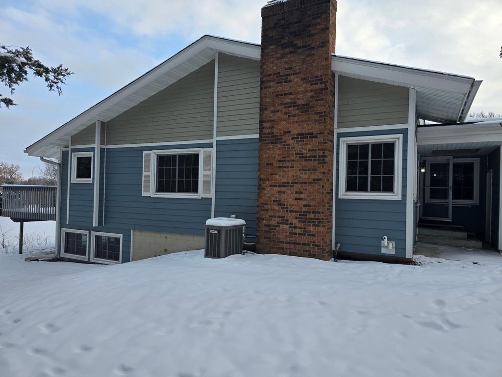 Photo of 9556 Brighton Lane, Eden Prairie, MN 55347 (MLS # 6817539)