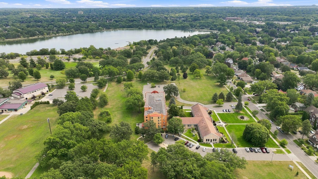 Photo of 985 Ivy Avenue E, Saint Paul, MN 55106 (MLS # 7150234)