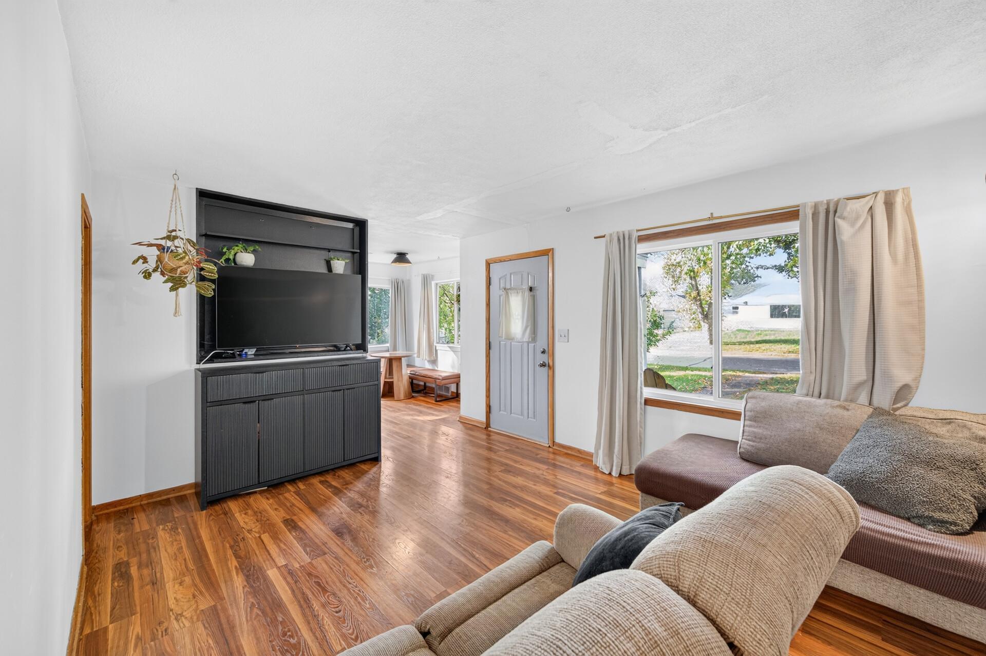 1908 Kathleen Drive