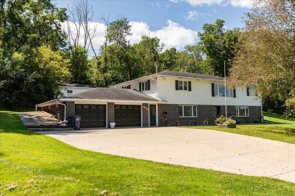 805 AUBURN AVE S, LANESBORO, MN 55949 - Image ee30f70bbd00b2506a17ddf043c05d90/1982124937