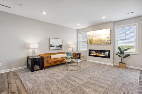 1836 Tyrone Drive Shakopee MN 55379